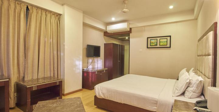 Treebo Trend Hotel Parker Ahmedabad Extérieur photo